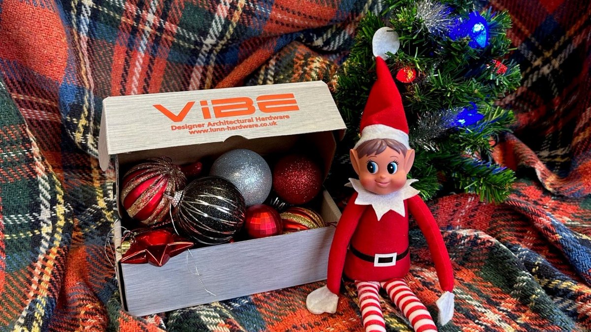 Chase_Hardware's tweet image. Elf is feeling the Christmas &quot;Vibe&quot; today!

Shop the Vibe range here: chase-hardware.co.uk/lunn-hardware.…

#ChaseHardware #Elf #ElfOnTheShelf #Christmas #CountdownToChristmas