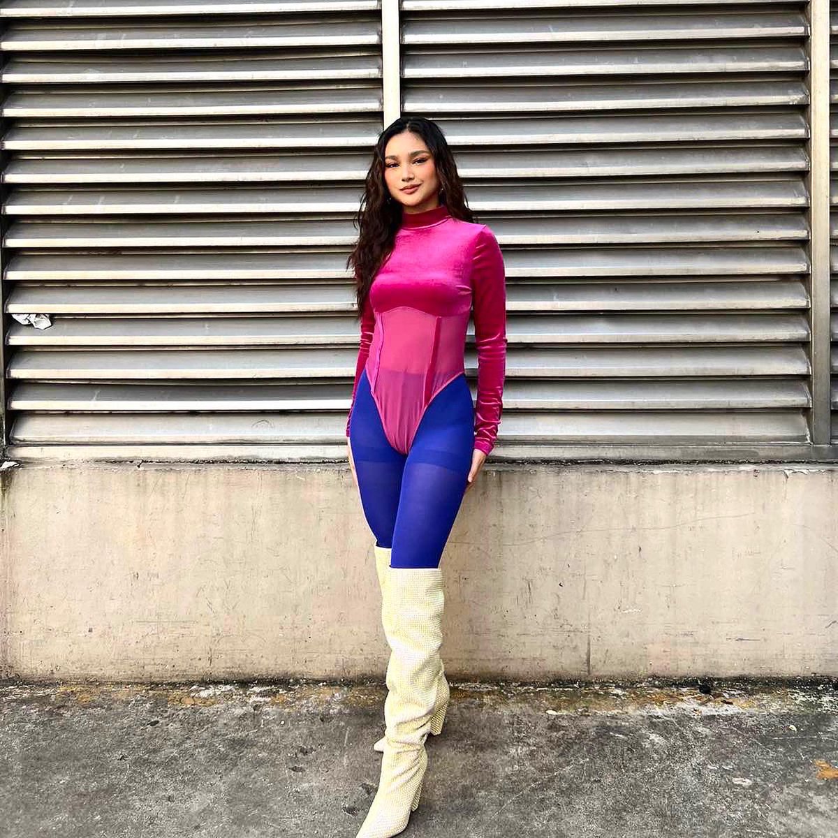 riseartistsph's tweet photo. LOOK: Vivoree ( @vivoree ), Karina Bautista ( @karebautista_ ), and Shanaia Gomez ( @shanaiagomez ) on Yesterday’s #ASAPDecemberblast 💓🫶🏽😍 https://t.co/mC8JlddpAT