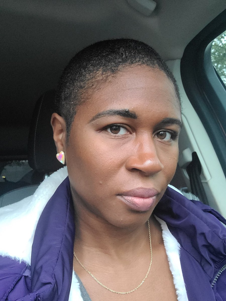taranmoore43's tweet photo. "A woman who cuts her hair is about to change her life." - Coco Chanel https://t.co/nPvDnkfXjb