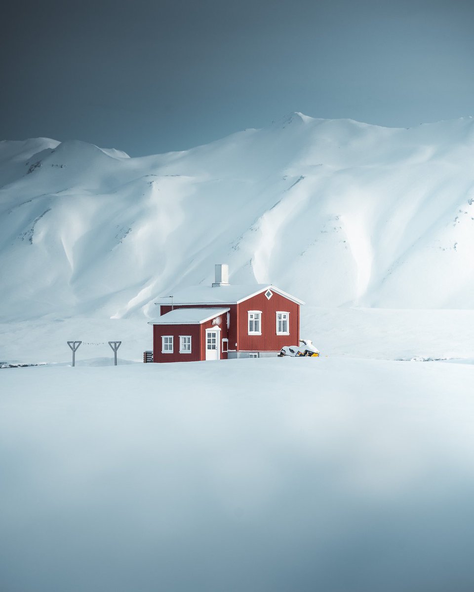 Gm! 
Having a broken foot has made me appreciate the little things more. Like living through old memories and posting them on Twitter