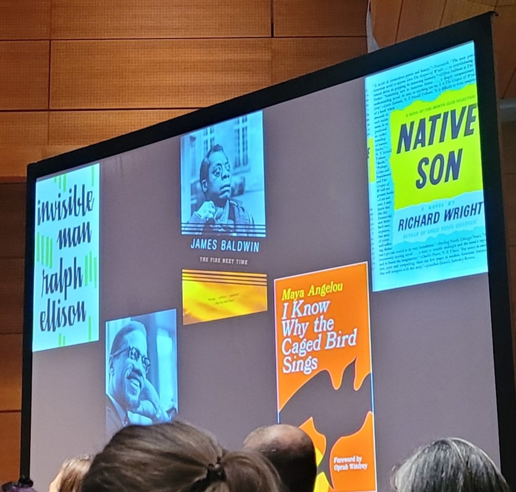 I see you <a href="/k_shelton/">Ken Shelton</a> educating on Bishop's windows, mirrors,  and sliding glass doors! 
#VSTE22 
#schoollibrarian