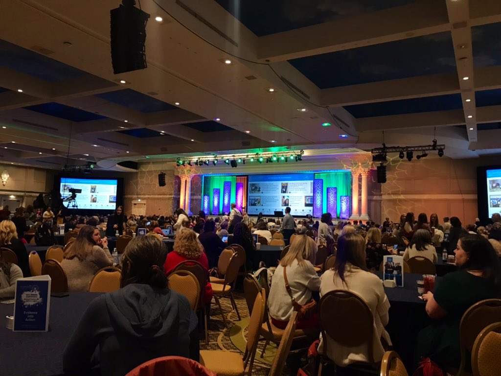 Amy Roebke tweet media