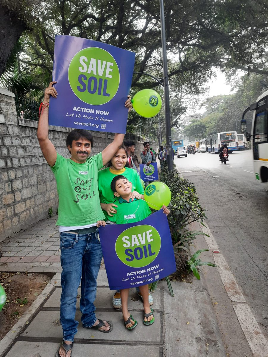 Sdhgsan's tweet photo. This WORLD SOIL DAY, let's come together and secure the future of the unborn child #ScoreForSoil. Save Soil.
@cpsavesoil @SadhguruJV @hombalefilms @TheNameIsYash https://t.co/koBV8G0e7e
