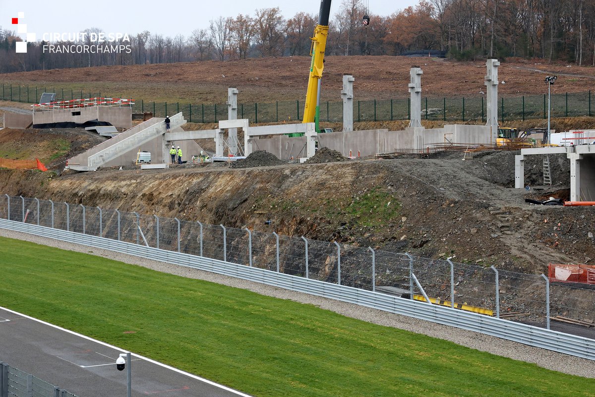 24HoursofSpa's tweet photo. The team at @circuitspa are hard at work this winter 🚧🛠

A new grandstand on the run between La Source and Eau Rouge is going to be especially welcome during next year's #Spa24h 🇧🇪🎢

📸 via https://t.co/De170vMRpR

#FanatecGT https://t.co/QGIQtxOK1y