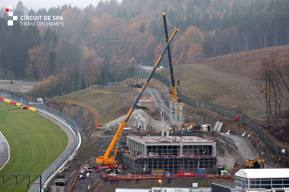 24HoursofSpa's tweet photo. The team at @circuitspa are hard at work this winter 🚧🛠

A new grandstand on the run between La Source and Eau Rouge is going to be especially welcome during next year's #Spa24h 🇧🇪🎢

📸 via https://t.co/De170vMRpR

#FanatecGT https://t.co/QGIQtxOK1y