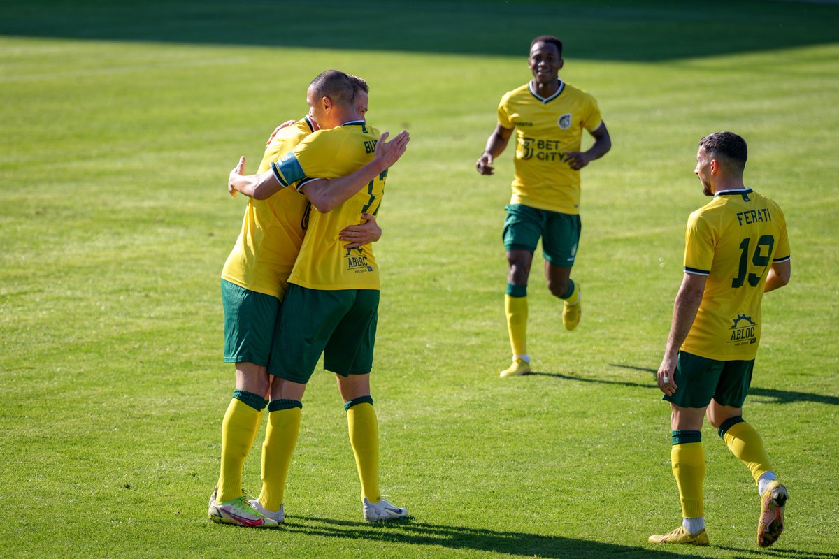 FortunaSittard's tweet photo. Striker in crime! π€
#adsfor https://t.co/mAhqZt27Y9