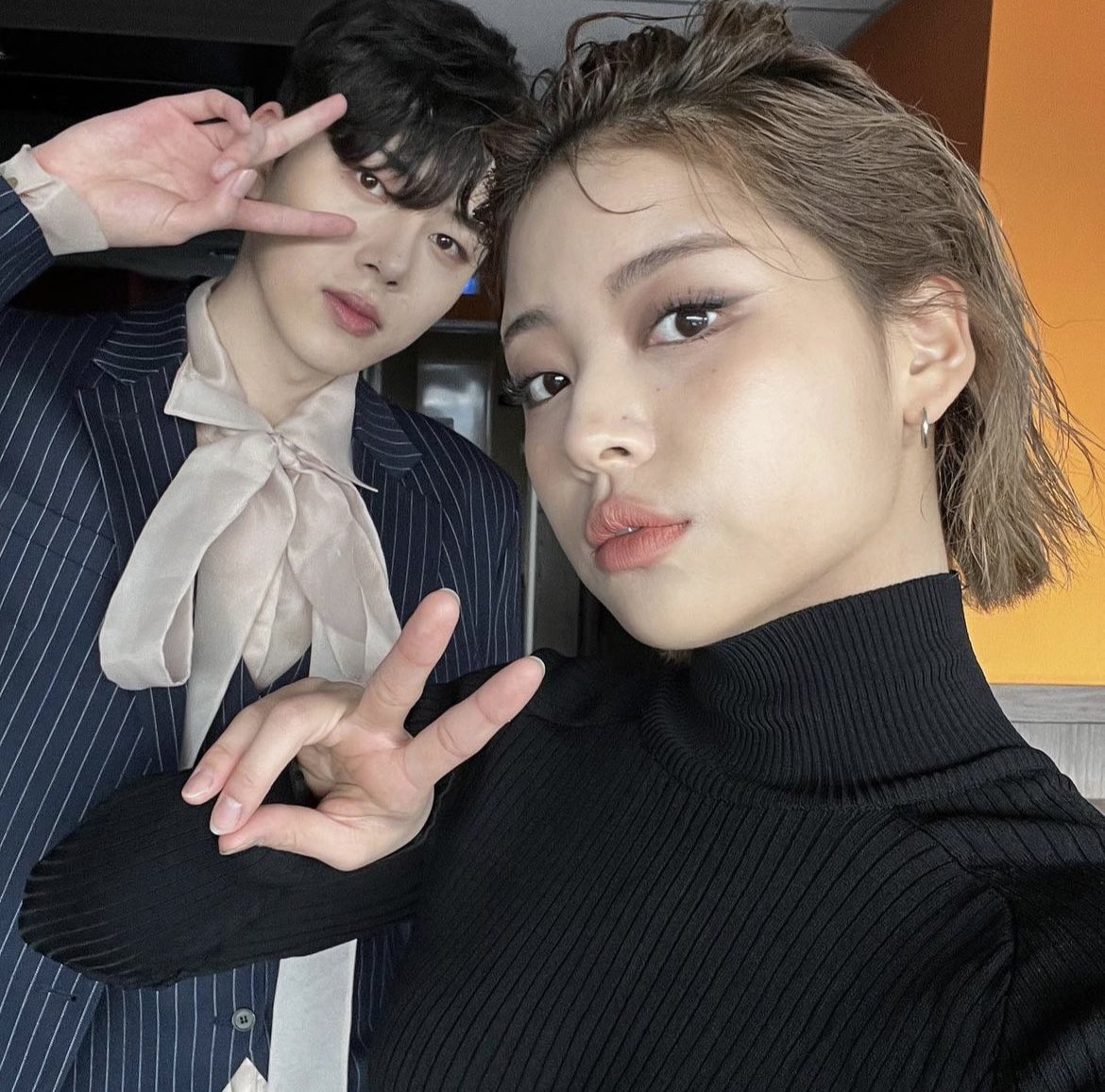 221205 #정현 인스타 피드 업뎃 #JUNGHYUN

“••감사라는 말에 이틀간의 모든 생각을 담지 못해서 조금 속상하지만 정말 진심으로 감사했습니다. 덕분에 더 좋은 사람이 되고 싶어졌어요. 부끄럽지 않게 할게요. 앞으로도 꼭 같이 행복해요 우리”

🔗instagram.com/p/ClyfuI3v1IZ/…