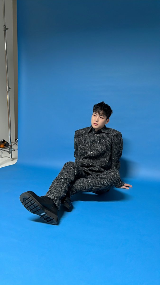cdnzarecords's tweet photo. [📸]

BEHIND : Marie Claire

#JAYB #제이비 #CDNZARecords #카덴차레코즈
#마리끌레르 #MarieClaire https://t.co/lLBZkBPU3I