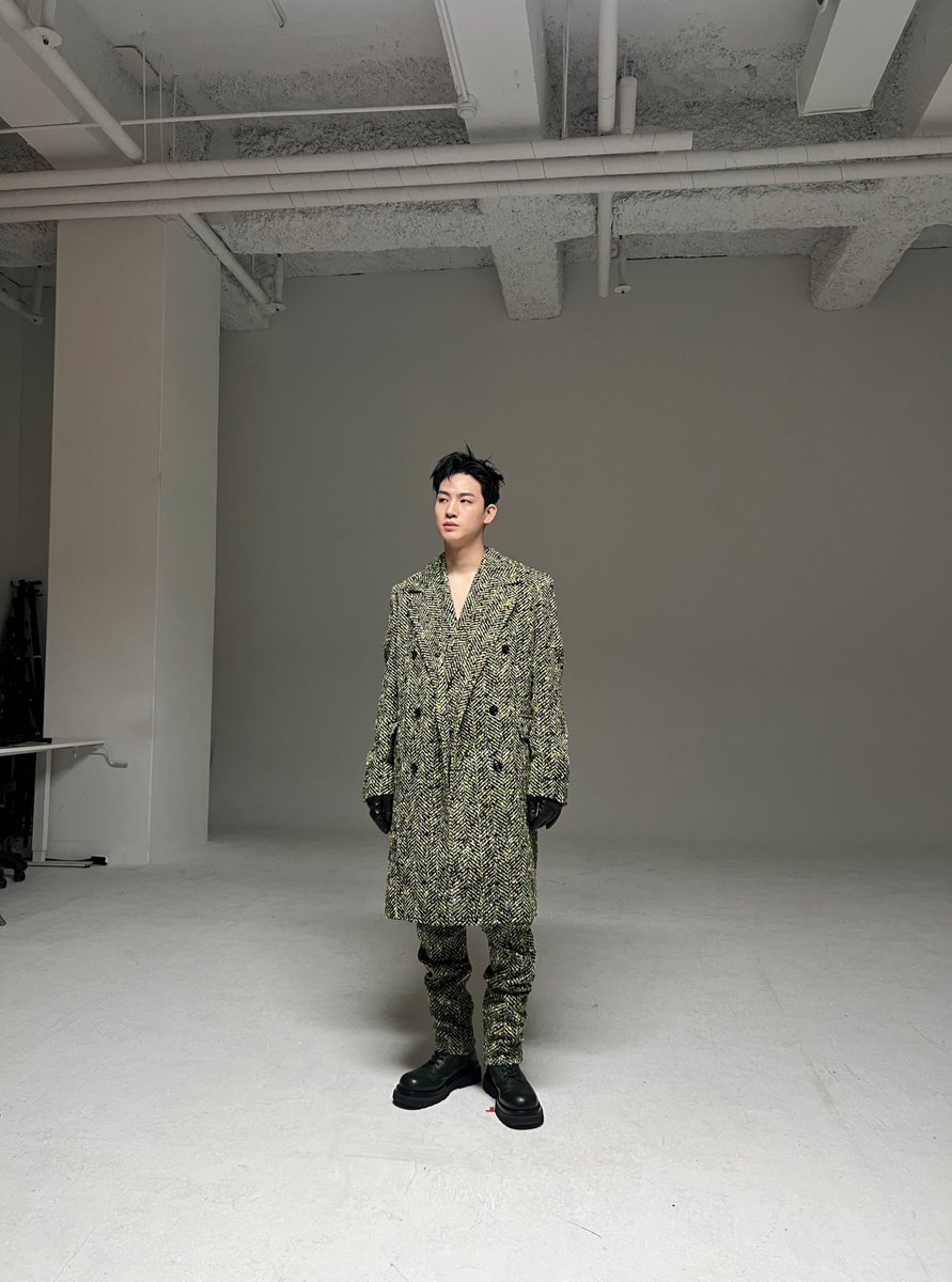 cdnzarecords's tweet photo. [📸]

BEHIND : Marie Claire

#JAYB #제이비 #CDNZARecords #카덴차레코즈
#마리끌레르 #MarieClaire https://t.co/lcEV5LzYJS