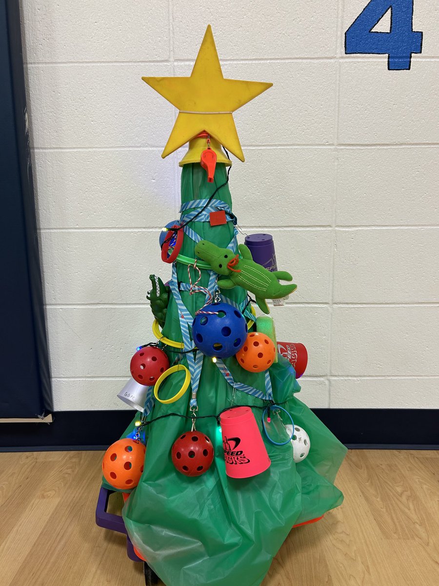 P.E. tree 🌲 decorated and ready to go!  Show me yours in the comments!  #physed #equipmenthacks <a href="/OlatheElemPE/">OlatheElemPE</a>⁩ ⁦<a href="/OlatheMSPE/">OlatheMSPE</a>⁩ ⁦<a href="/gsgators/">Todd Wheat</a>⁩ ⁦<a href="/KAHPERD/">KAHPERD</a>⁩