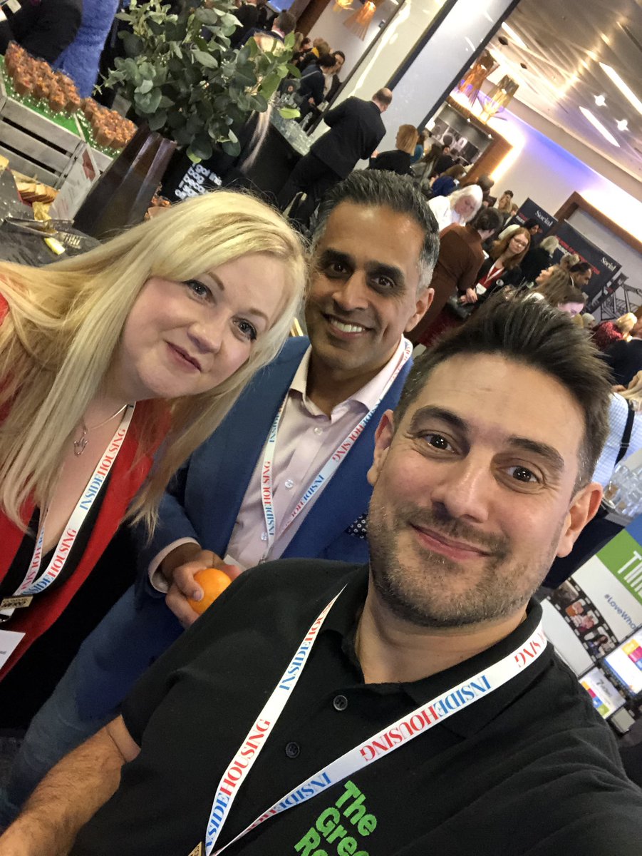 LeslieChannon's tweet image. Fantastic to catch up with the #CommsHero team @Elliot_resource @Joel_resource @AsifChoudry 
#HousingCommunication @insidehousing conference