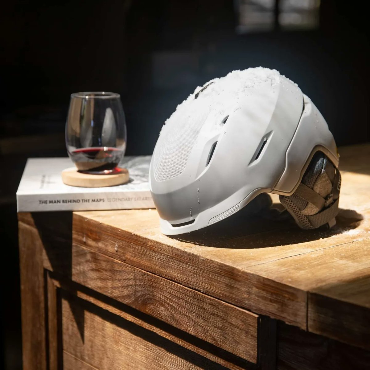 New for 22 from Giro Snow, The Tor and Tenaya helmets are ready for whatever the mountain can throw at you. Groomed pistes, waist deep pow or park the Tor and Tenaya are perfect! 
#girosnow #giroTor #giroTenaya #girohelmets #LiveForThis #skiing #snowboarding #ski #snowboard