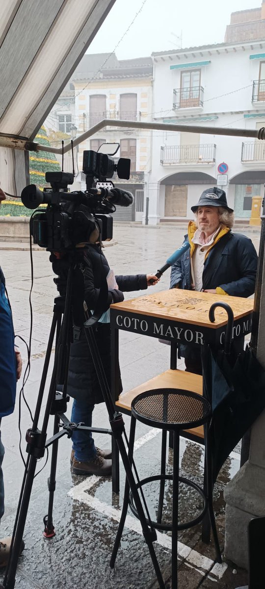 DIVA-AMBROZ tweet media