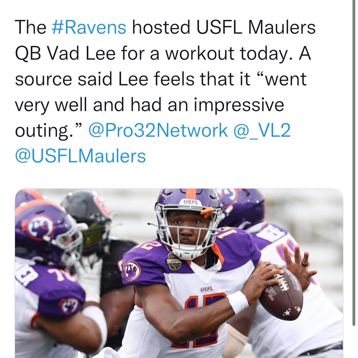 _VL2's tweet photo. No OFF SEASON &amp; no guaranteed position. Early this year, I was lobbying for the @USFL . We accomplished that✅. Now prayers have gone into the @NFL We are in pursuit⏳

Here’s the Message: When your focus is on your PURPOSE rather than your POSITION, you will never lose. #VadTalk https://t.co/44trNh2DSX
