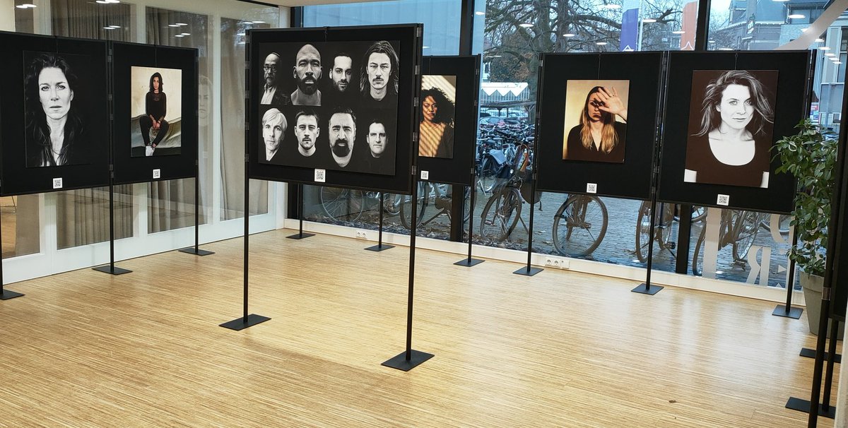 BrendaBrouwer's tweet photo. #HearMeNow expositie: een gesprek over consent en grensoverschrijdend gedrag. Respect voor de vrouwen die hun verhaal durfden te vertellen! De expositie roept, ook bij mij, emoties en herinneringen op. Nog een paar dagen in de @stadkamer #Zwolle (oa morgen om 18:45: 'Ik ben Oké') https://t.co/FCaof1dYAI