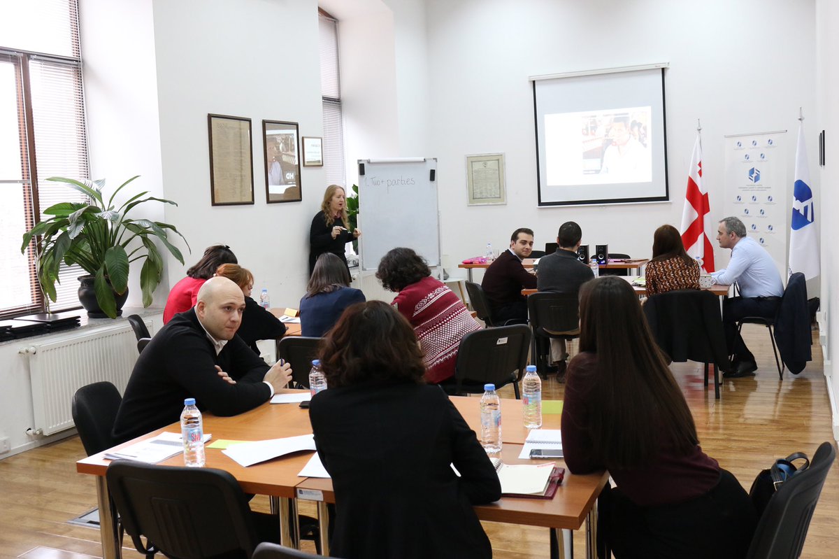 DIGeorgia_'s tweet photo. Training on “Negotiation Strategy” conducted by Kate Walker, trainer at @DA_vienna  🇦🇹🇬🇪 https://t.co/K32p0nRdTq
