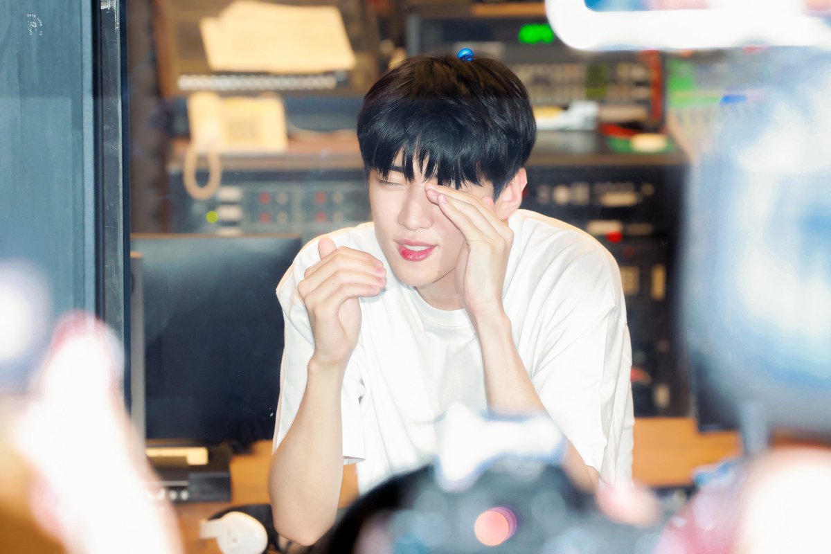 DateLove1206's tweet photo. 재찬니 생일 추카추카~
모든 일이 당신이 생각하는 대로 진행되길 바래
＃HAPPY_JAECHAN_DAY
#재찬 
#Jaechan https://t.co/lF9Y8Xg1TR