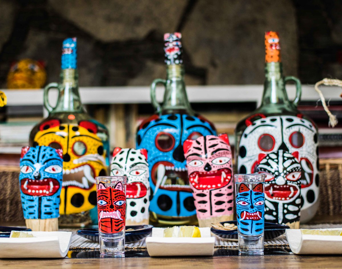 Hand painted mezcal vessels let you know that there’s spectacular artisanal elixir inside, schedule a tasting with Andrea (bit.ly/3FpZmql) or Mariana (bit.ly/3VTW3Nw) to learn more. #gogyded #MexicoCity #Mexico #mezcal