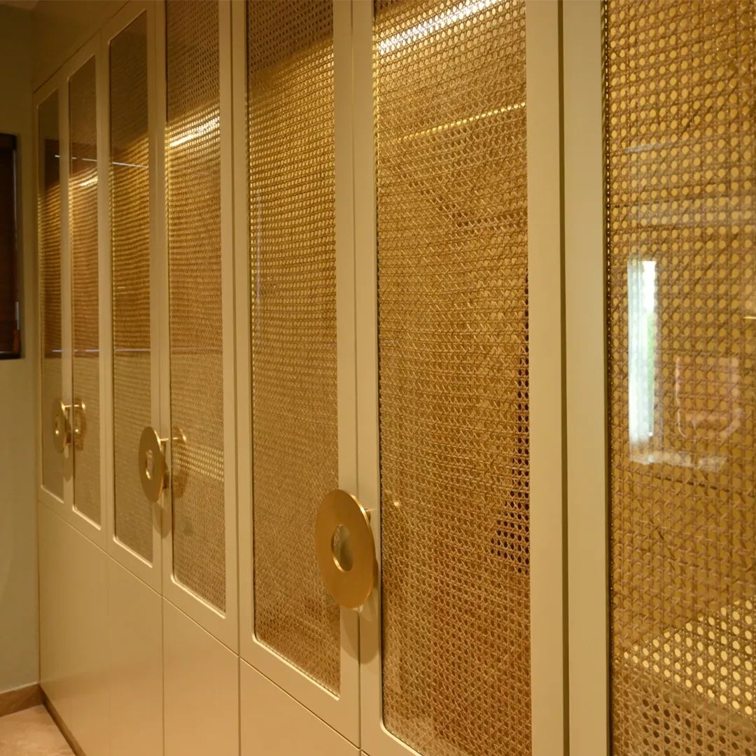 DesignsMagus's tweet image. A vast, multifaceted ecosystem of wardrobes, islands, chests of drawers, customised to the last centimetre, where everything is personalized to meet specific needs.

T more more visit@ bit.ly/3Hbb6OQ

#wardrobe #fashion #interiordesign #furniture #style