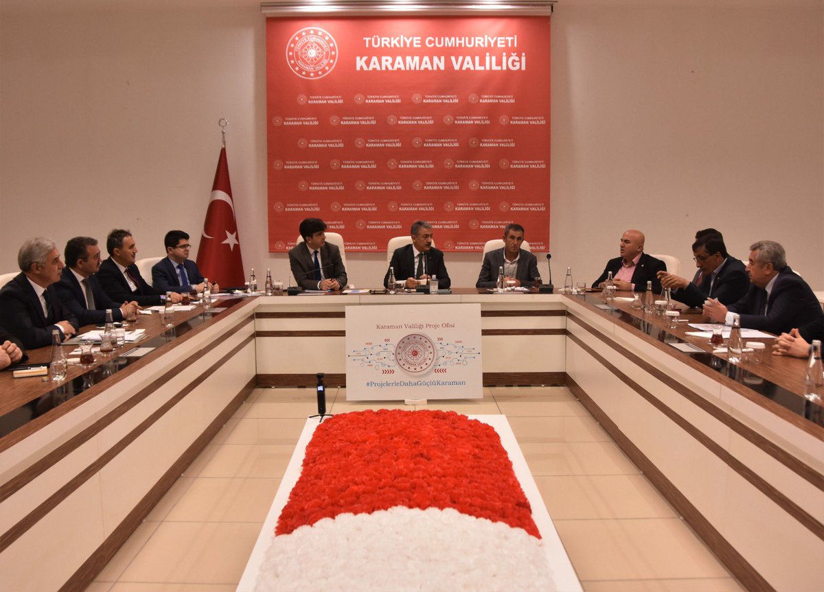 KaramanValiligi's tweet photo. Elmaşehri Karaman, Elma Borsası ile Daha da Güçlenecek

Valiliğimizce yürütülen "KOP ile Elma Sınıflandırma ve Paketleme Tesisi Projesi-Karaman Elma Borsası" Lansmanı düzenlendi.
⬇️
https://t.co/GobzISAQlO https://t.co/50zvZ2nAt9
