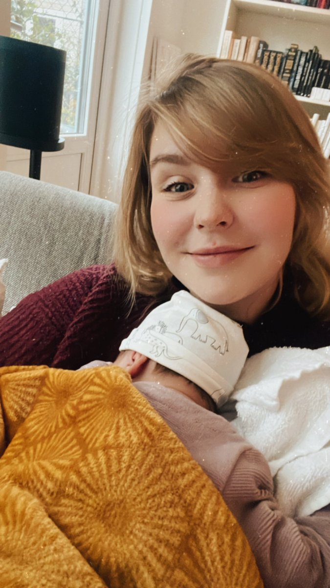 Sophie heeft besloten dat ze enkel en alleen op mama wil slapen.