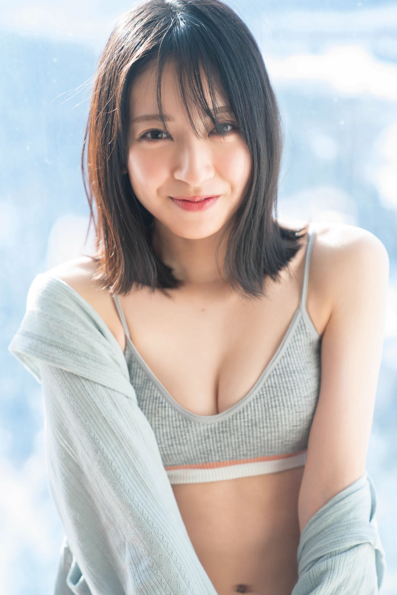 日向坂46 金村美玖 1st写真集『羅針盤』発売中【公式】 on X: 