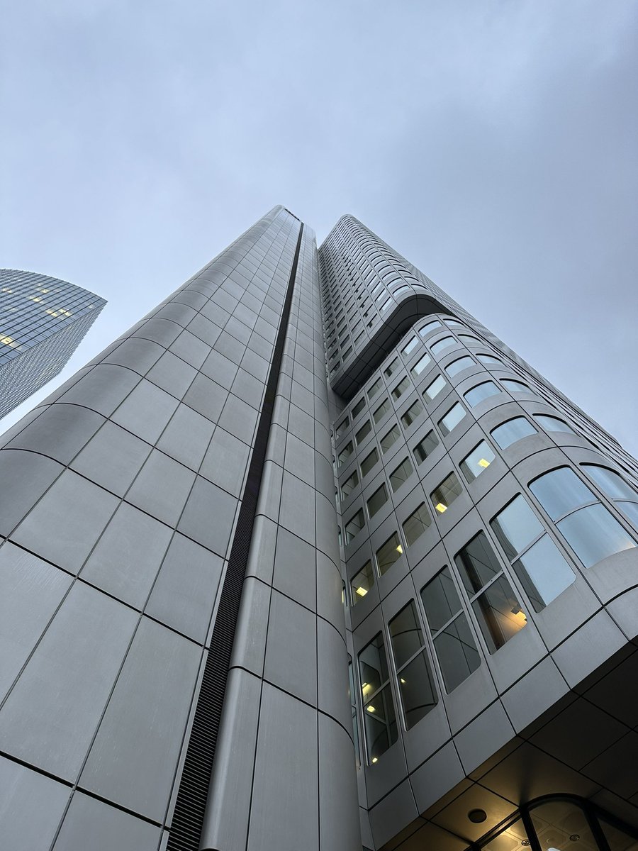 _just_timothy_'s tweet photo. Join us at New Mobility Meetup II @dbsystel @DB_Skydeck tonight

https://t.co/pYRrgAq3Hr https://t.co/JCRDNkDI2n