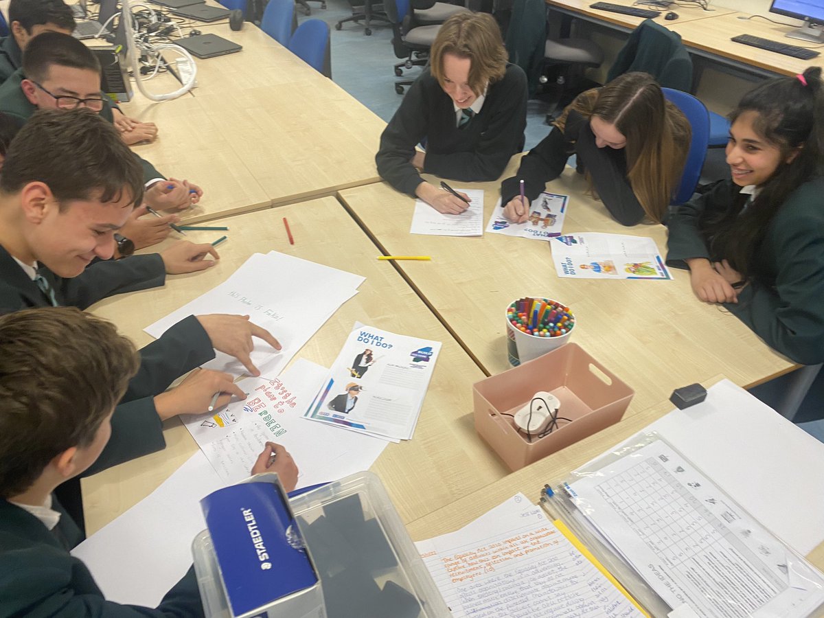 CultsAcadDYW's tweet photo. Our S2 team enjoyed today’s North East Building your Future event and were delighted to win through to the next round! Their challenges included branding, debating heritage and imagining more eco friendly buildings. #skills #construction @DYW_NorthEast @CultsAcademy https://t.co/iNwkrNWPLP