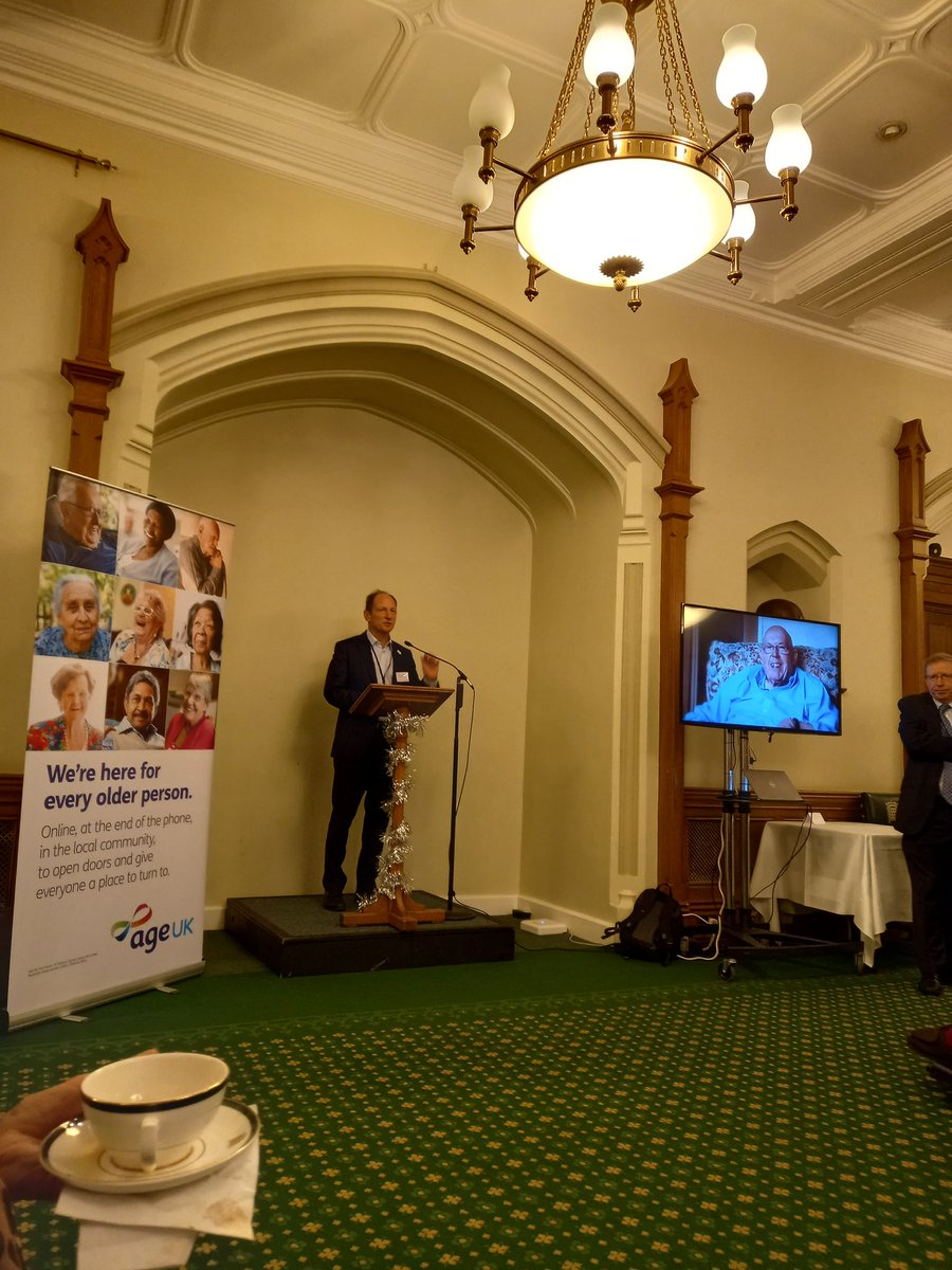 ageukcampaigns's tweet image. Age UK Chair of the Board of Trustees Toby Strauss opens our reception #XmaswithAgeUK2022