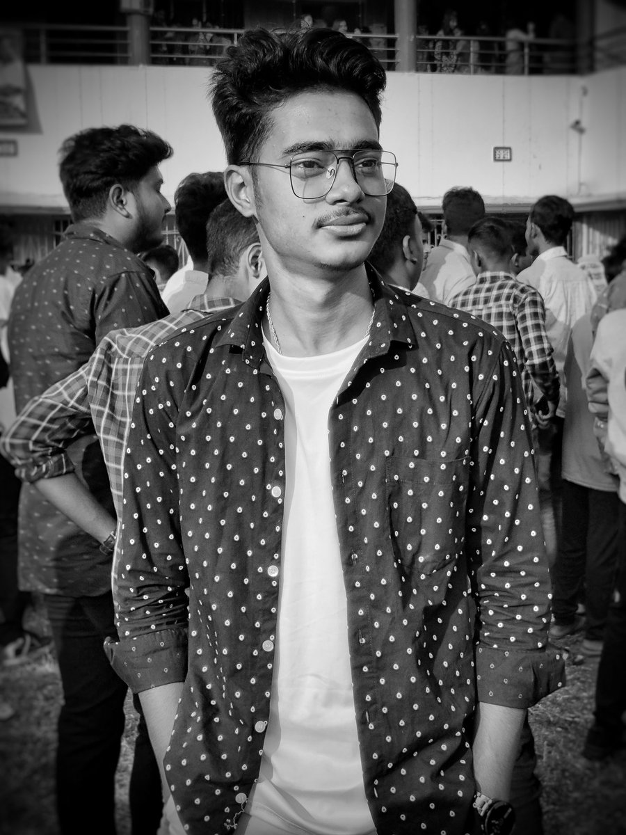bag_atriya's tweet photo. #style #Smile #Attitude #mobilephotography #Atriyabag #twitterfiles #social
There is as much attitude in your style as there is style in your attitude 😎😎 https://t.co/F6CMuJFtwV