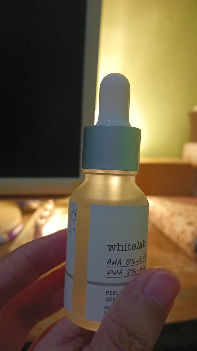 SAuliyaul's tweet photo. @ohmybeautybank Mjb gaess aku mau preloved nih peeling serum baru dipakai dan cuma satu tetes aja. Harga murce. so bisa sicek di sini ya gaess. Makasih

https://t.co/MSkKSbtSBk https://t.co/ZMm7eOqfqL
