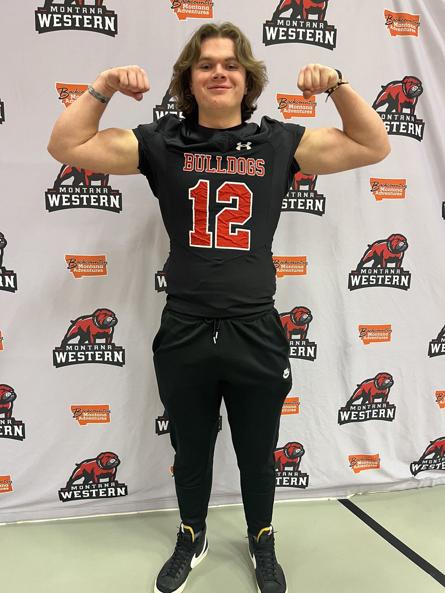 StevenS94497259's tweet photo. After a great conversation with @Coach_Martello I’m blessed to say I’ve received a offer to play at @UMWFootball https://t.co/ZBQJK0BUf5