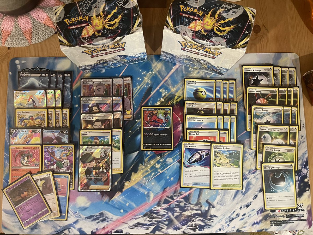 T16 at Stuttgart this weekend, +80cp is the only stat that matters. Here’s another cookie cutter Lugia list for your eye holes.