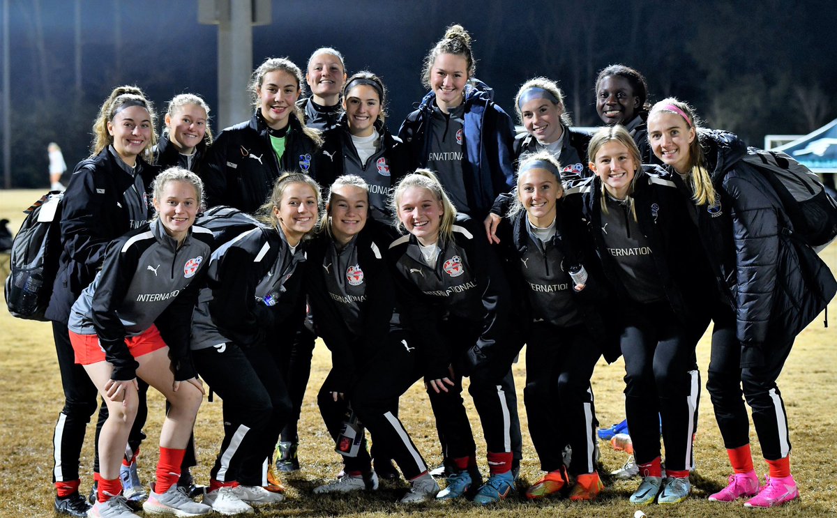 Great weekend of competition at the ECNL Tennessee showcase. My U19 team went 3-0 with some good play.