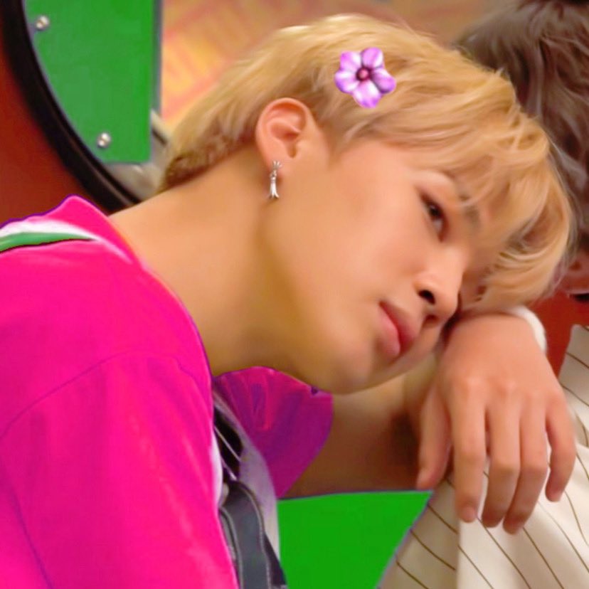 jeondaissy's tweet photo. blonde best friends https://t.co/k1IH6Kgvyc