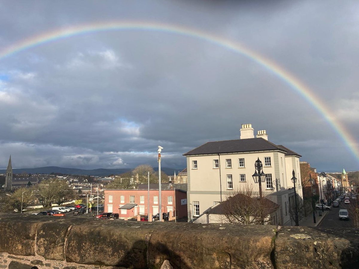 On our 12noon tour today - from the highest point of the city’s walls, a beautiful full rainbow surrounds our Legenderry city .