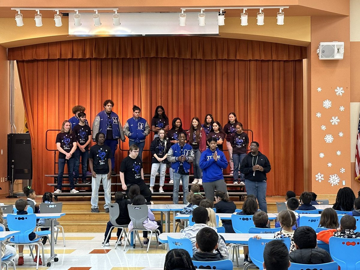 Elizabeth Hulse tweet media