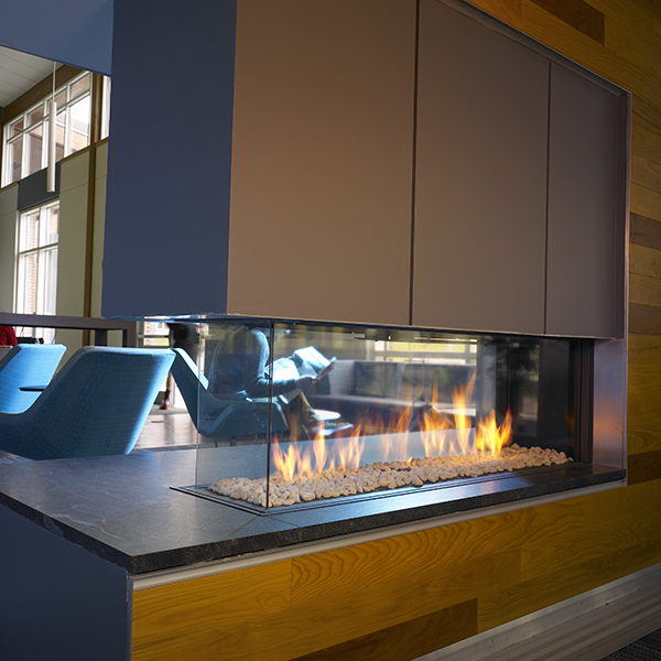 EuropeanHome1's tweet image. Anderson Fireplaces @FireplacesMA did this great installation using a Lucius 140 by Element4 in a student lounge at Bentley University in Waltham, MA. #europeanhome #element4 #architecturaldesign #dutchdesign #interiordesign #modernism #roomdivider #gasfireplace #roomdivider