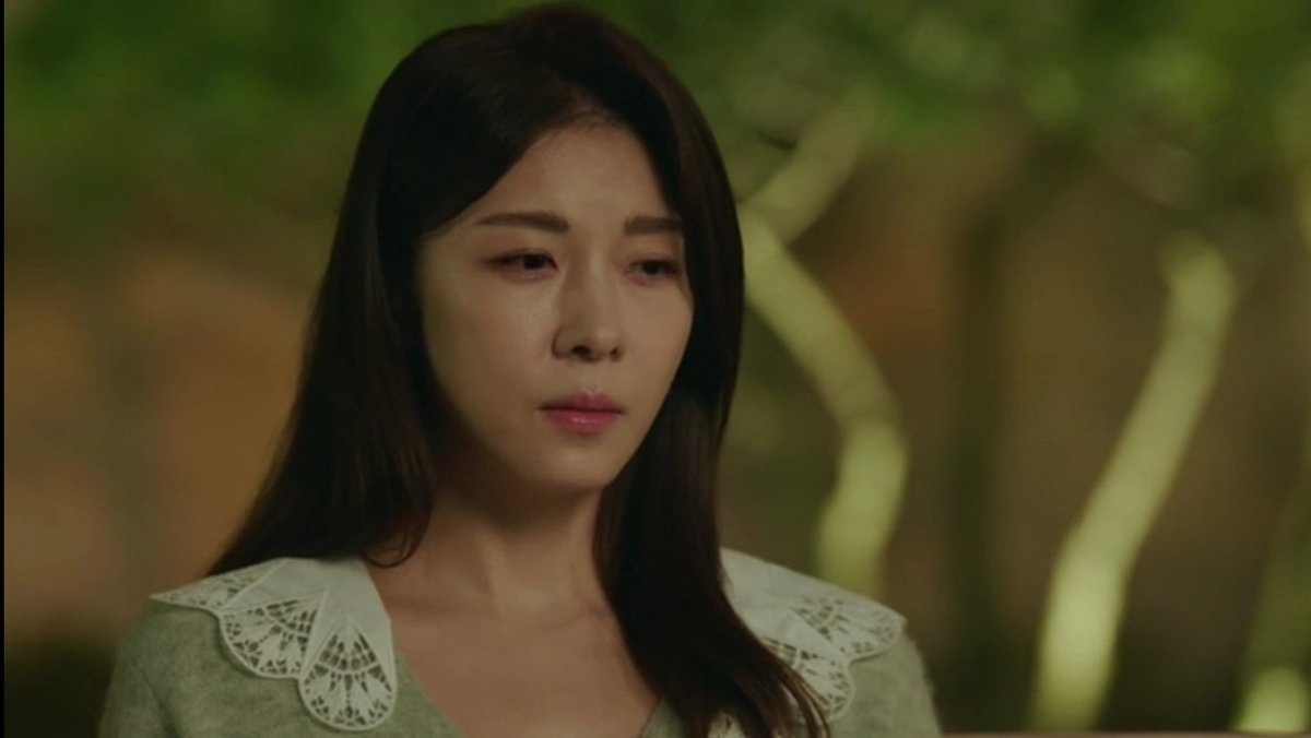 amina_minaeheh's tweet photo. she really is the plot. the plot for tonight's episode 😌
#curtaincall #curtaincallep9 #커튼콜 https://t.co/O1Im7KIlEe