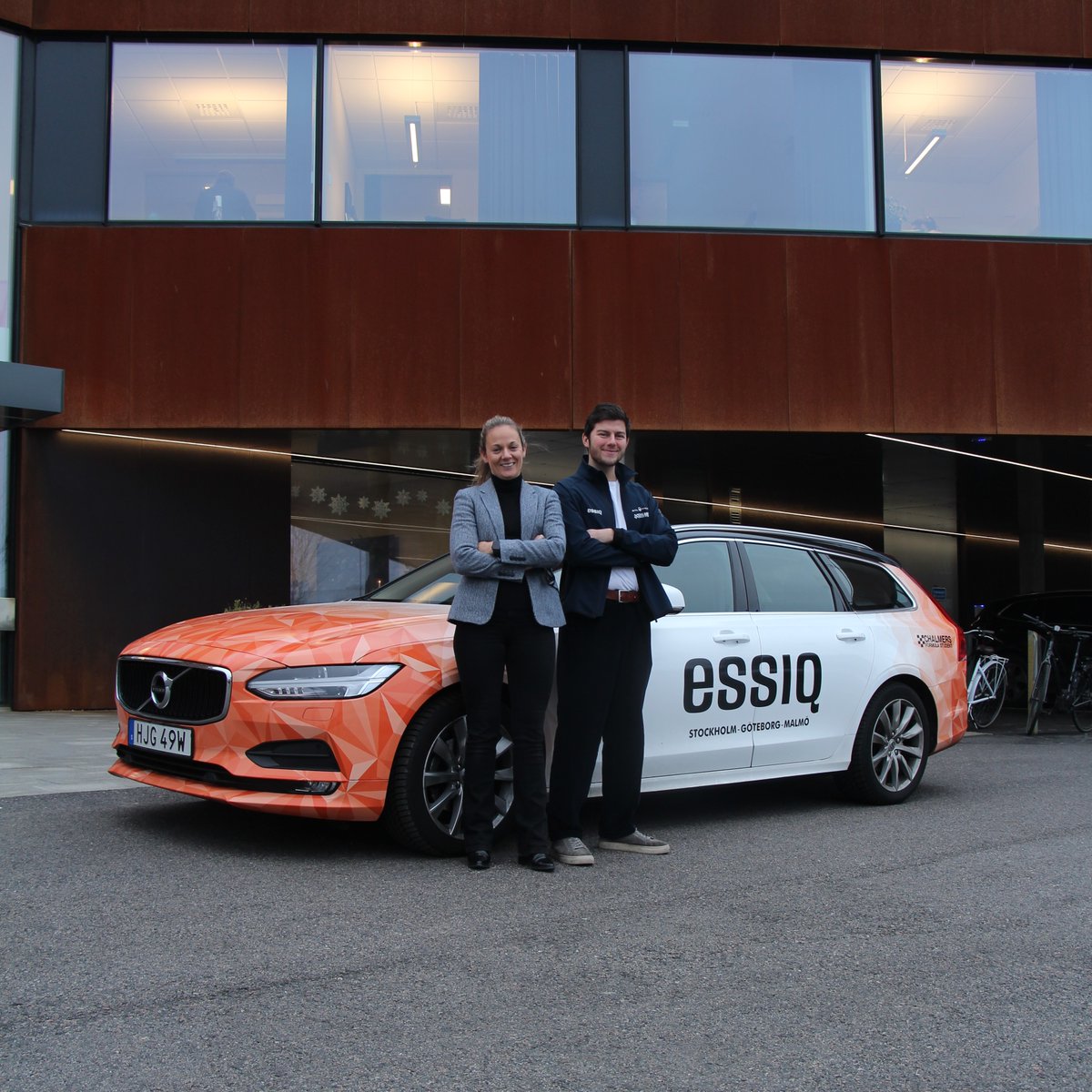 ChalmersFormula's tweet image. Today we took delivery of our new car from one of our biggest partners, ESSIQ AB! With the Volvo V90, we&apos;ll be able to drive wherever we need to, safely, comfortably, and in style. Thank you, ESSIQ AB!
#cfs23 #chalmersformulastudent #essiq #chalmers #formulastudent #cfs #sponsor