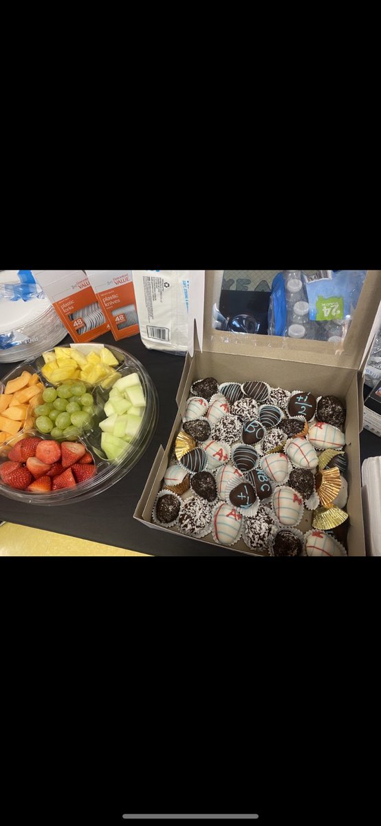 Robert L. Bailey, IV Elementary (@r_l_bailey) on Twitter photo Thank you to our wonderful partners, <a href="/CityYearPVD/">City Year Providence</a> for hosting an appreciation breakfast to appreciate our amazing faculty and staff! Thank you to our wonderful partners, <a href="/CityYearPVD/">City Year Providence</a> for hosting an appreciation breakfast to appreciate our amazing faculty and staff!