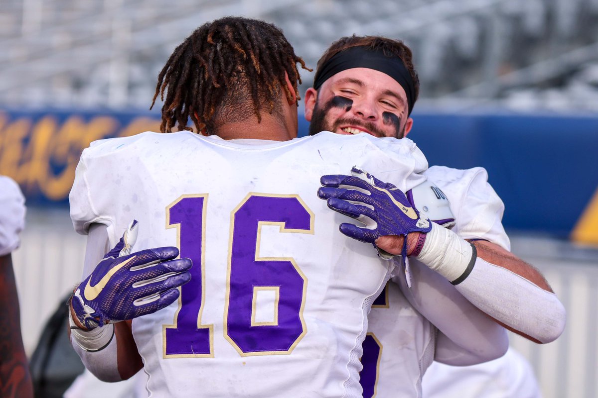 thrash_mason's tweet photo. Finished my Butler Career off with a win. Also earned the Heart of Texas Bowl MVP with 8 tackles 1.5 TFLs 1 sack 1 INT and a blocked punt! So thankful for this team and my coaches! https://t.co/OYgrpLYKcf