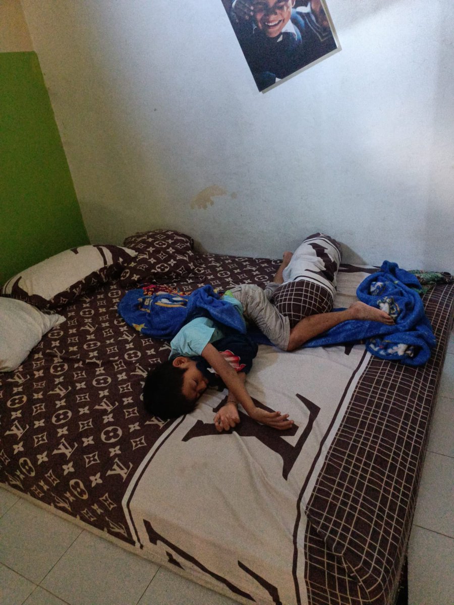 Kalau ada dukun baru belajar dan yg sudah mahir kususnya teluh meneluh ni saya kasi bahan belajar atau meguji kesaktianya ,,teluh ank ini,,kalo  ngobrol di dm