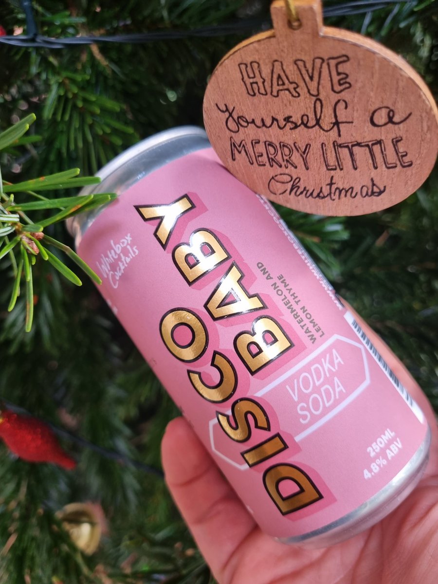 Have yourself a merry little Christmas but do remember to recycle those cans! Cans are a sustainable way to enjoy a variety of drinks over the festive season. @CanMakersUK #6CansofChristmas #MetalRecyclesForever ad