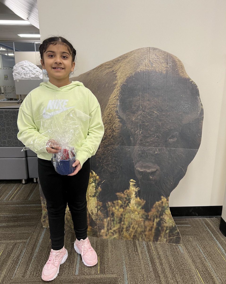 Today a reader, tomorrow a leader!  Great job to all who completed the primary reading challenge, and an extra special shout out to our draw winners!