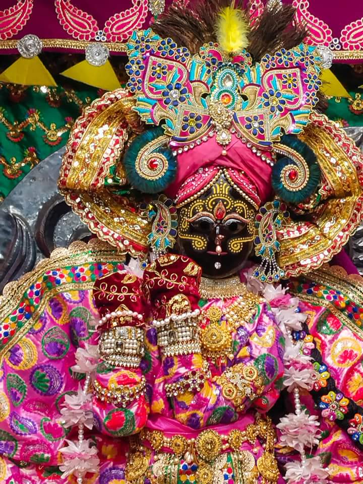 Shri Banke Bihari Ji Vrindavan on Twitter: Shri Banke Bihari Ji Vrindavan on Twitter: