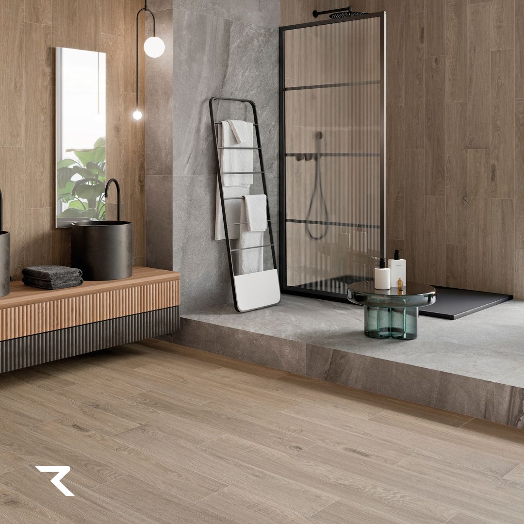 rocersa_es's tweet photo. Loira es una serie con aspecto de madera de roble con nudos, ideal para espacios interiores. Aquí os dejamos una de sus piezas más elegantes, el Nogal.

#rocersa #coleccionesrocersa #nogal #madera #decohome #instadeco #pavimentomadera https://t.co/vc5gW5qmVB