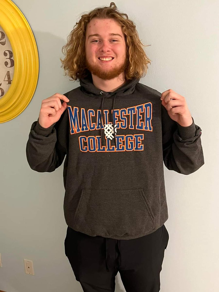 CONGRATULATIONS <a href="/GavinEstes52/">Gavin Estes</a> on being #COMMITTED 🏈 to playing at the next level!! <a href="/MacalesterFB/">Macalester Football</a> lucky to have you! We can't wait to watch you succeed in everything you do!  Your Tiger FB family will be rooting you on 🏈🐅 #GoScots