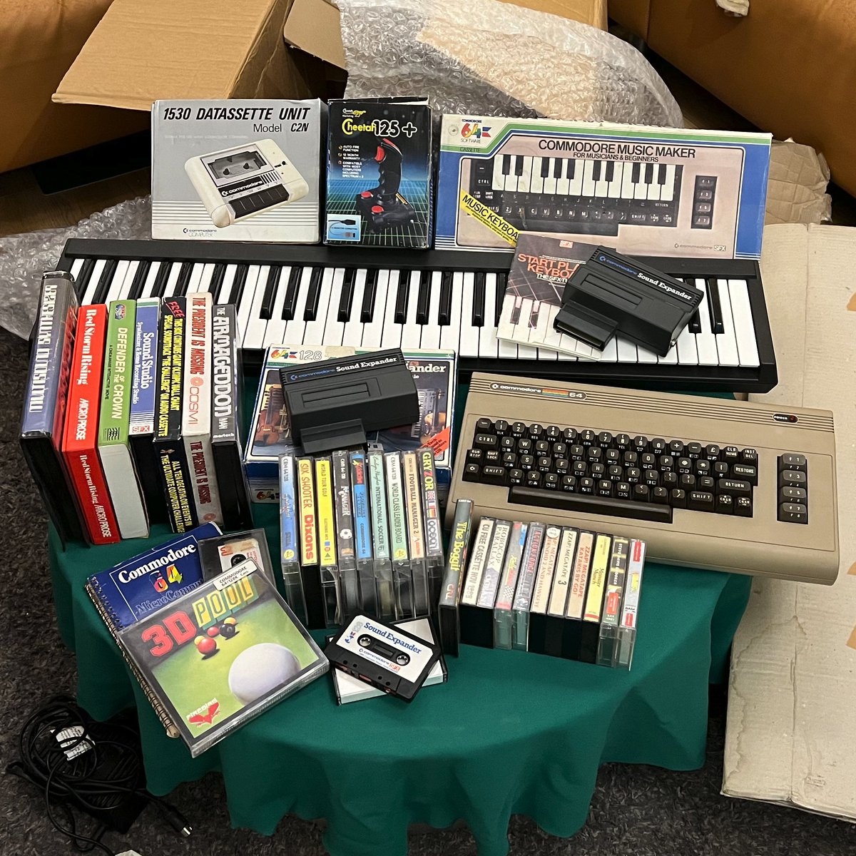 Kari (rhymes with atari) tweet media