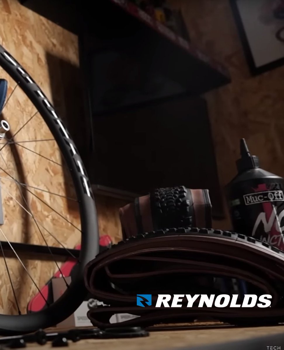One bike, but too many choices? No problem! No need to have multiple bikes in the garage when you can change wheels to give your ride a completely new personality and a wide range of options. How to set up your Reynolds wheels to turn your ride into many: l8r.it/lbNt